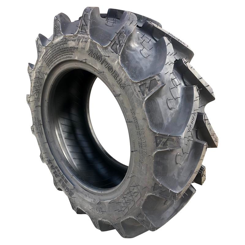 Pneu radial 240/70R16